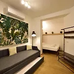 דירה Loft - Modern House בארי