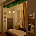 דירה Loft - Modern House בארי