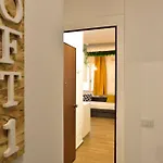 Loft - Modern House דירה