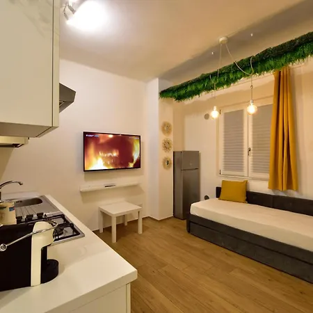 Apartment Loft - Modern House Bari